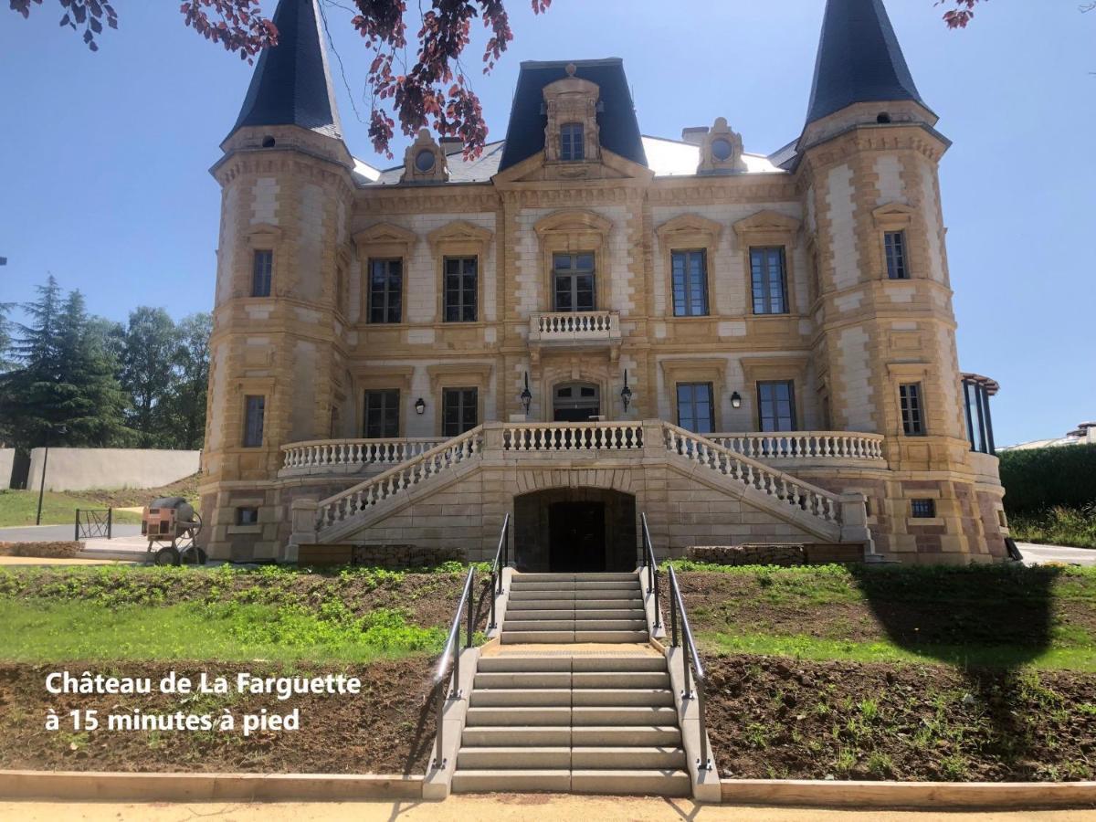 Appartement au coeur de Cours-la-Ville Extérieur photo